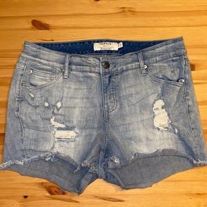 torrid distressed denim shorts